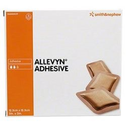 Medicazione idrocellulare adesiva sterile allevyn adhesive altamente assorbente in schiuma di poliuretano a struttura tristratificata 12,5x12,5cm 3 pe